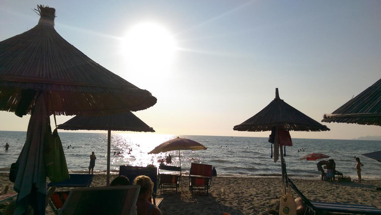 Hotel Enera Golem  Kültér fotó