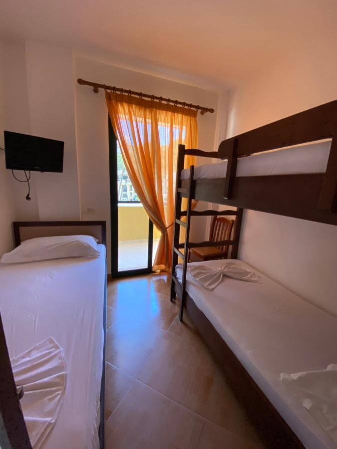 Hotel Enera Golem  Kültér fotó